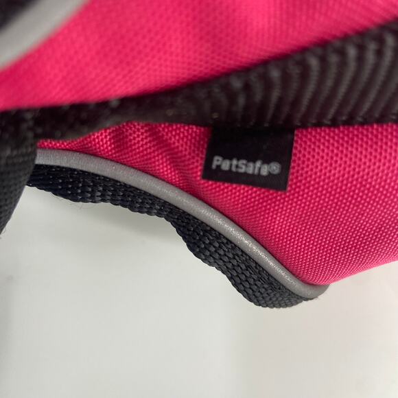 PetSafe Easy Sport Dog Harness - Small - Pink - Adjustable - Picture 4 of 6